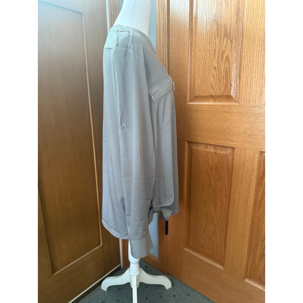 Calvin Klein Gray Blouse Size Large - Picture 3 of 7